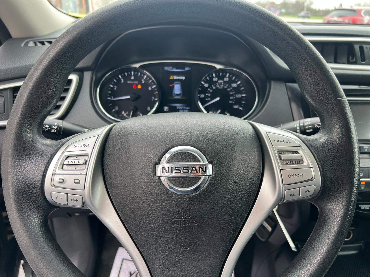 Used 2016 Nissan Rogue S image 16