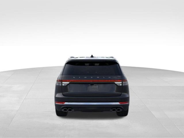 New 2026 Lincoln Aviator Reserve w/ Illumination Package AWD/4WD image 6