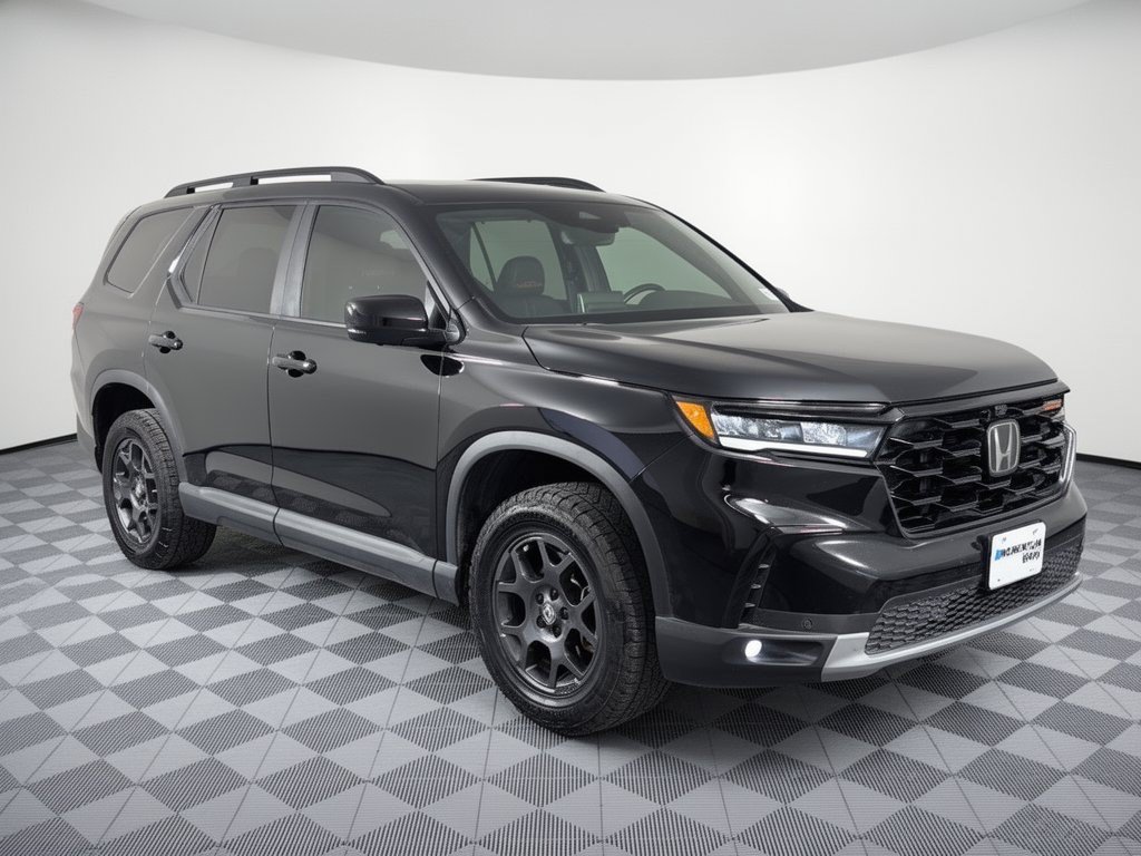 Used 2024 Honda Pilot TrailSport image 7
