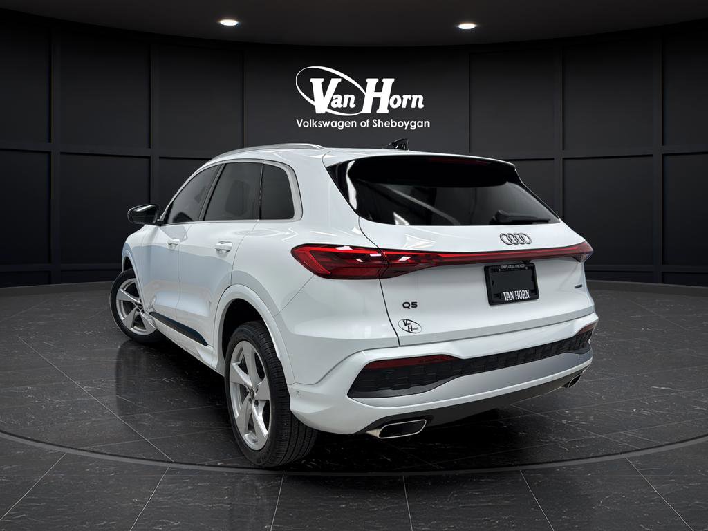 Used 2025 Audi Q5 Premium Plus w/ Premium Plus AWD/4WD image 5