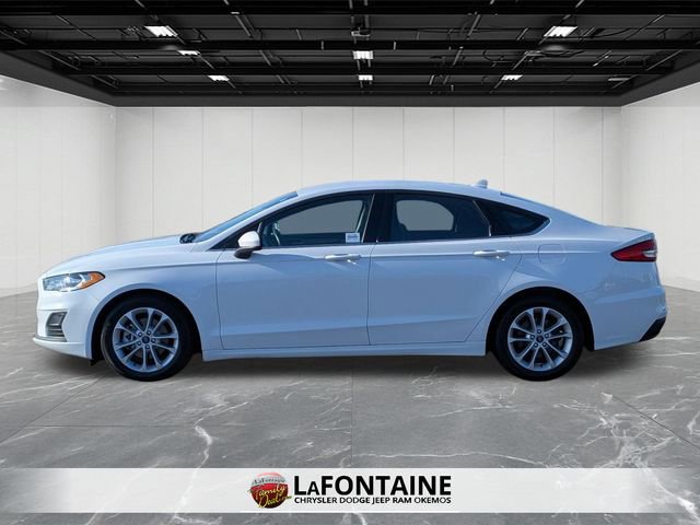 Used 2020 Ford Fusion SE image 2