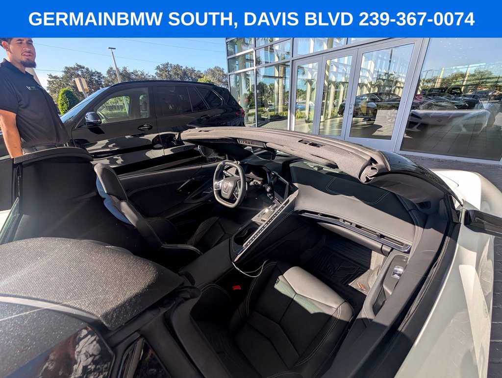 Used 2024 Chevrolet Corvette Stingray Preferred Conv RWD image 31
