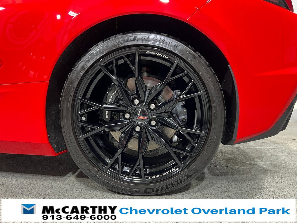 Used 2025 Chevrolet Corvette Stingray Coupe image 27