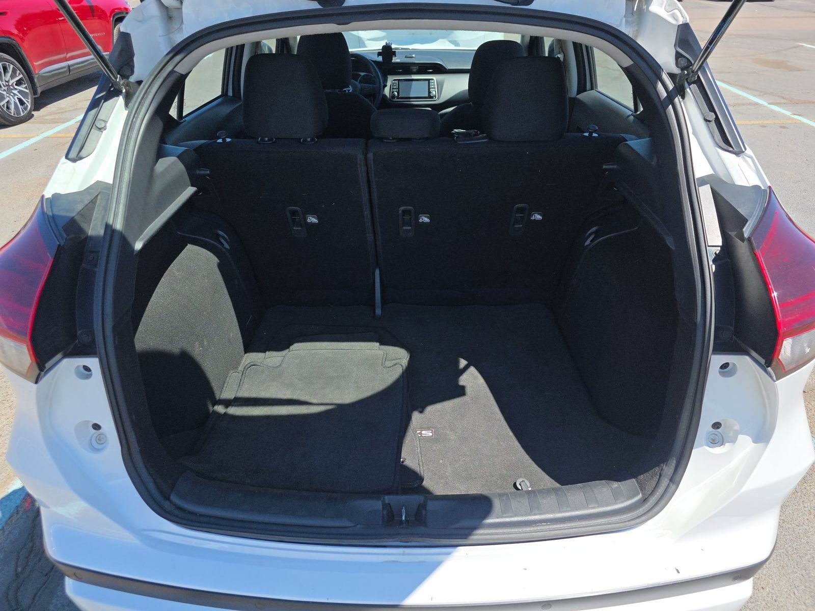 Used 2023 Nissan Kicks S FWD image 15