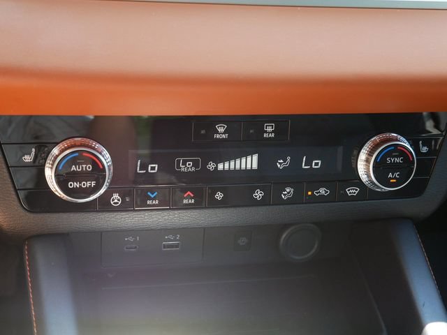 Used 2024 Mitsubishi Outlander SEL AWD/4WD image 22