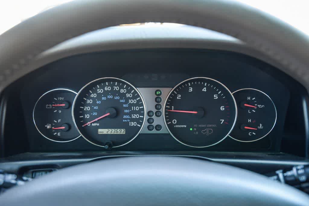 Used 2006 Toyota Land Cruiser AWD/4WD image 28