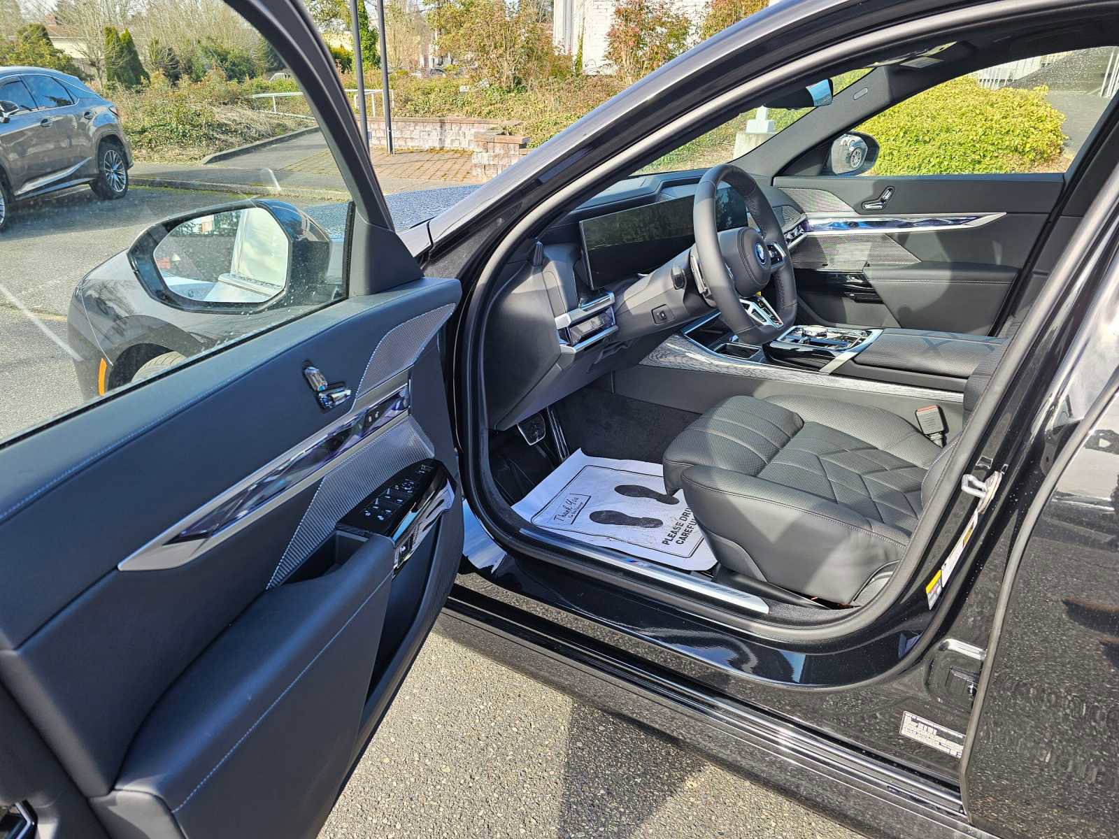 New 2024 BMW i7 xDrive60 image 20