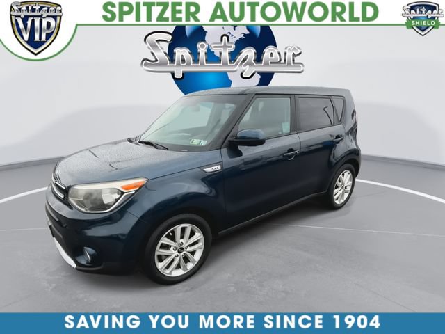 Used 2017 Kia Soul + FWD image 4