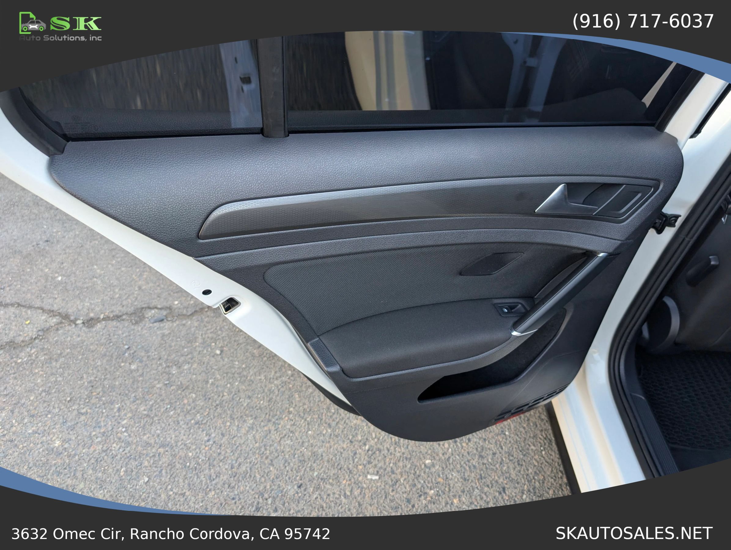 Used 2019 Volkswagen GTI S FWD image 27