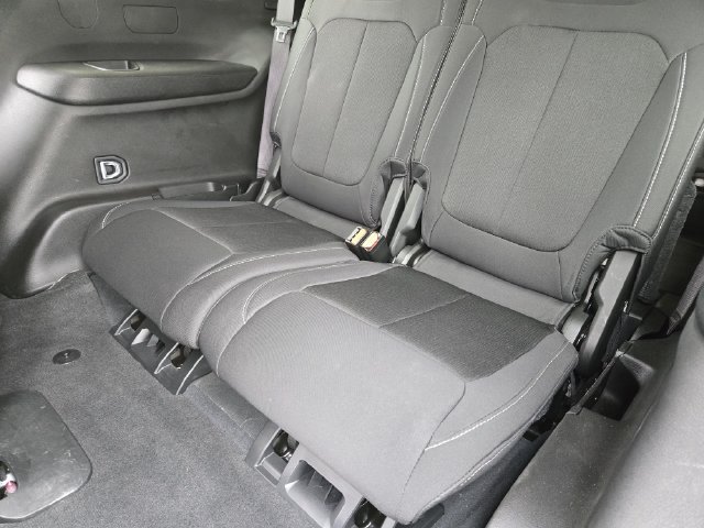 Certified 2024 Jeep Grand Cherokee L Laredo AWD/4WD image 31