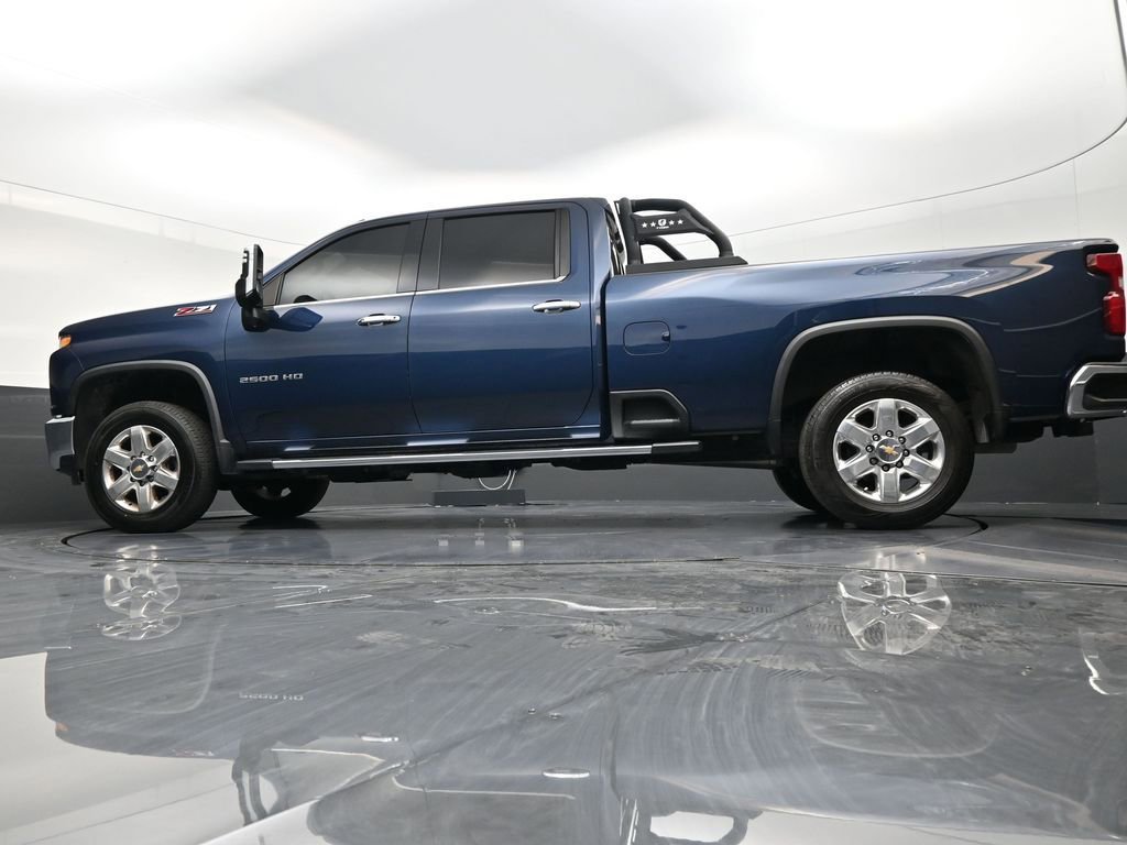 Used 2022 Chevrolet Silverado 2500 LTZ w/ LTZ Premium Package image 21