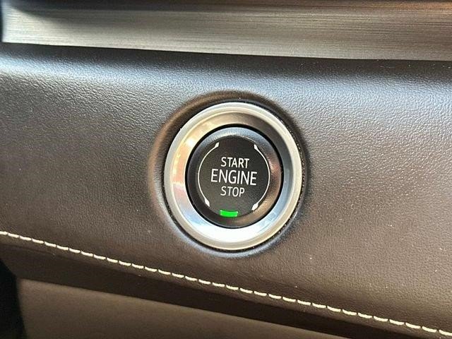 Certified 2024 Cadillac Escalade Sport Platinum w/ LPO, ONYX Package AWD/4WD image 28