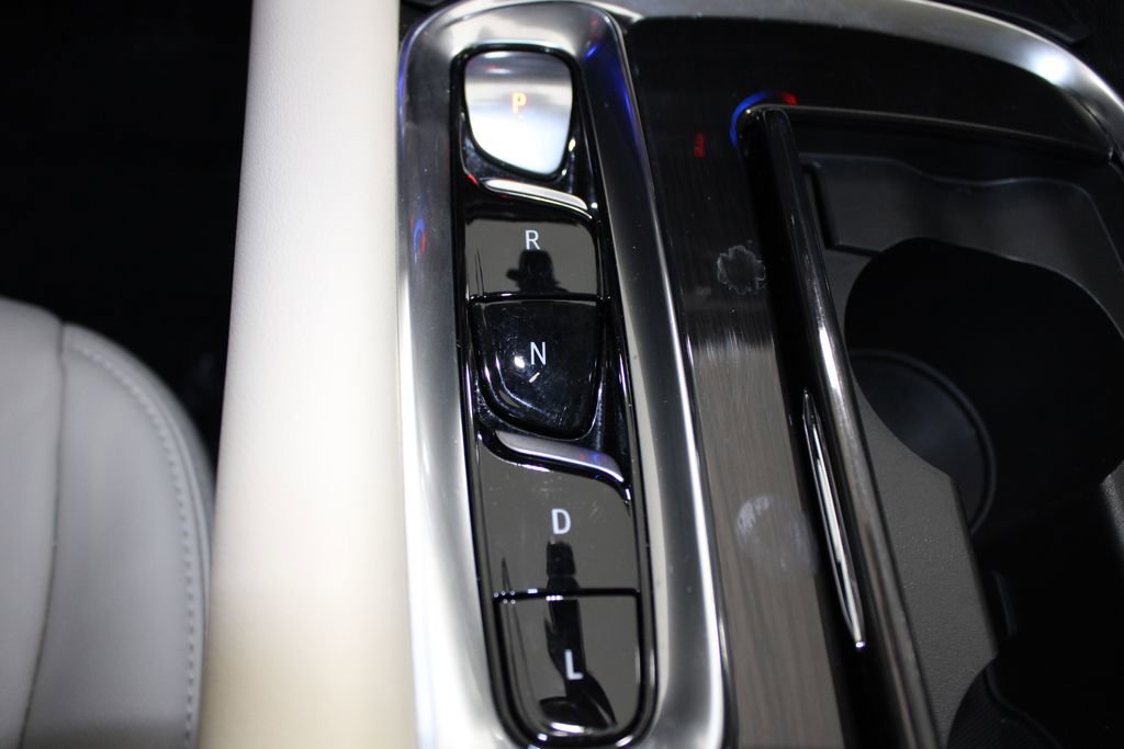 Used 2024 Buick Enclave Essence w/ Technology Package image 51