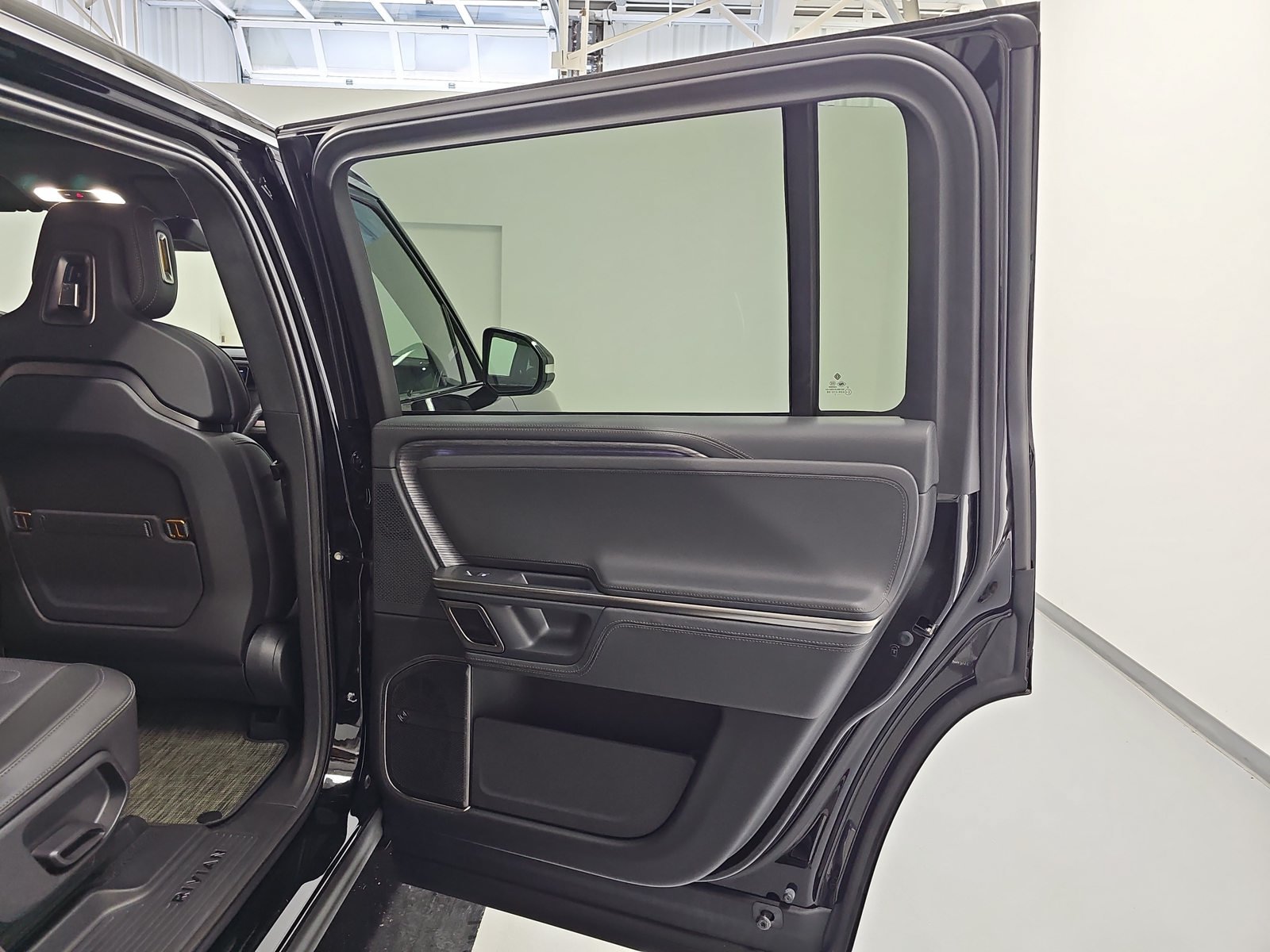 Used 2023 Rivian R1S Adventure Quad AWD/4WD image 19