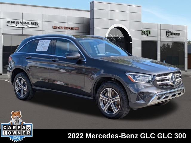Used 2022 Mercedes-Benz GLC 300 4MATIC image 1