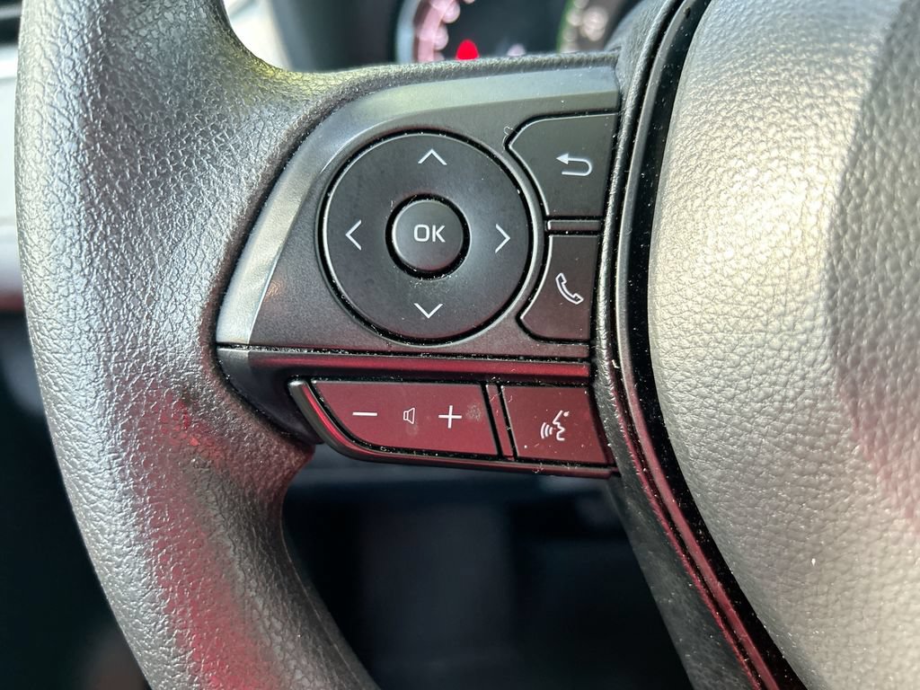 Used 2025 Toyota RAV4 XLE w/ Convenience Package FWD image 16