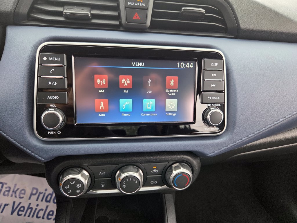 Used 2024 Nissan Versa SV w/ Trunk Package FWD image 35