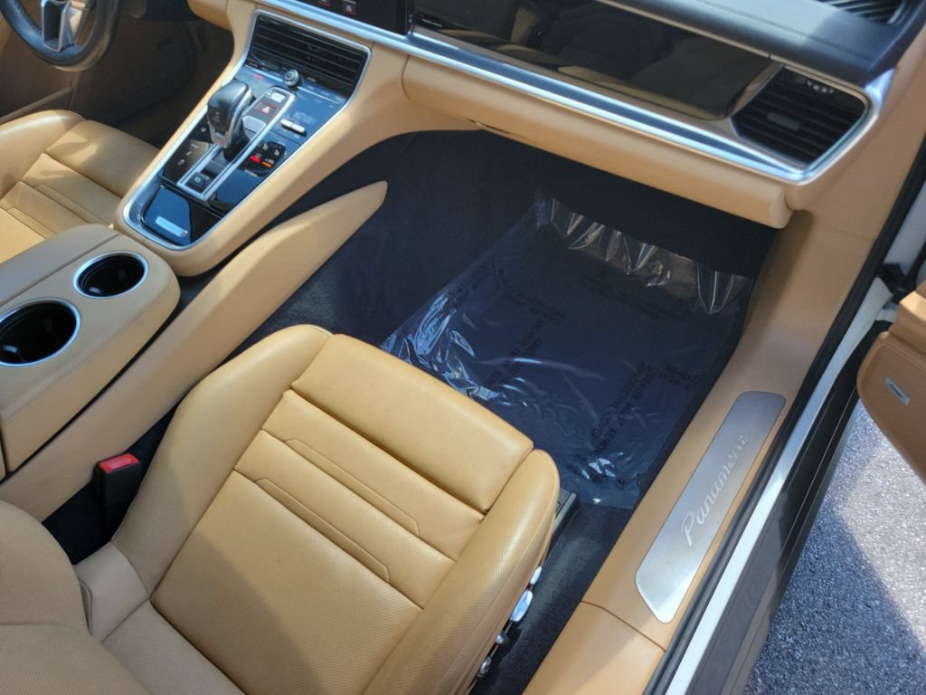 Certified 2019 Porsche Panamera RWD image 19