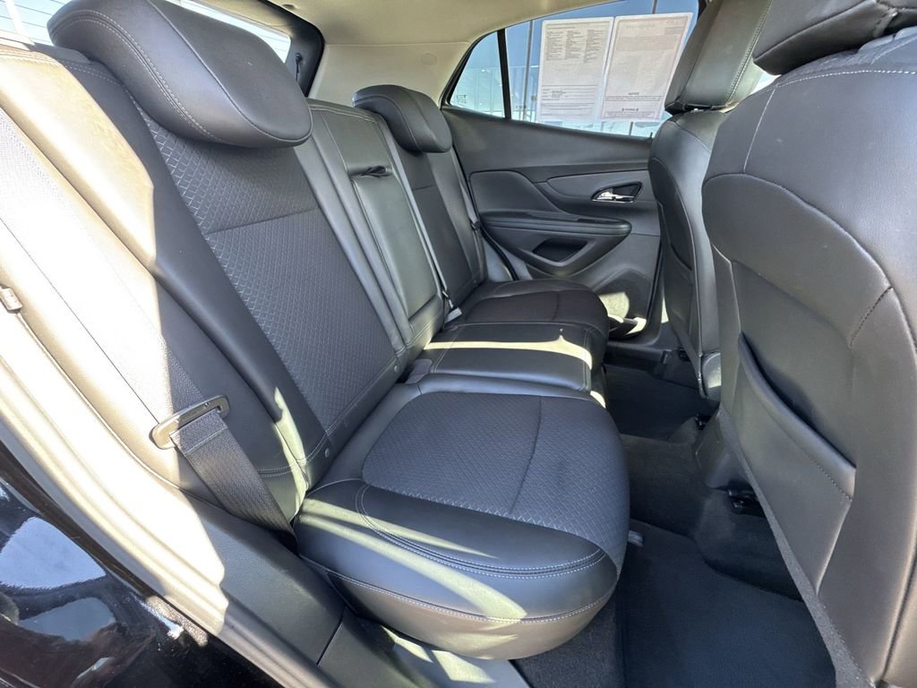 Certified 2022 Buick Encore Preferred image 24