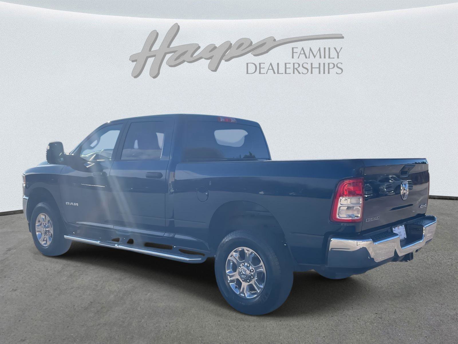 Used 2024 RAM 2500 Big Horn w/ Bed Utility Group image 29