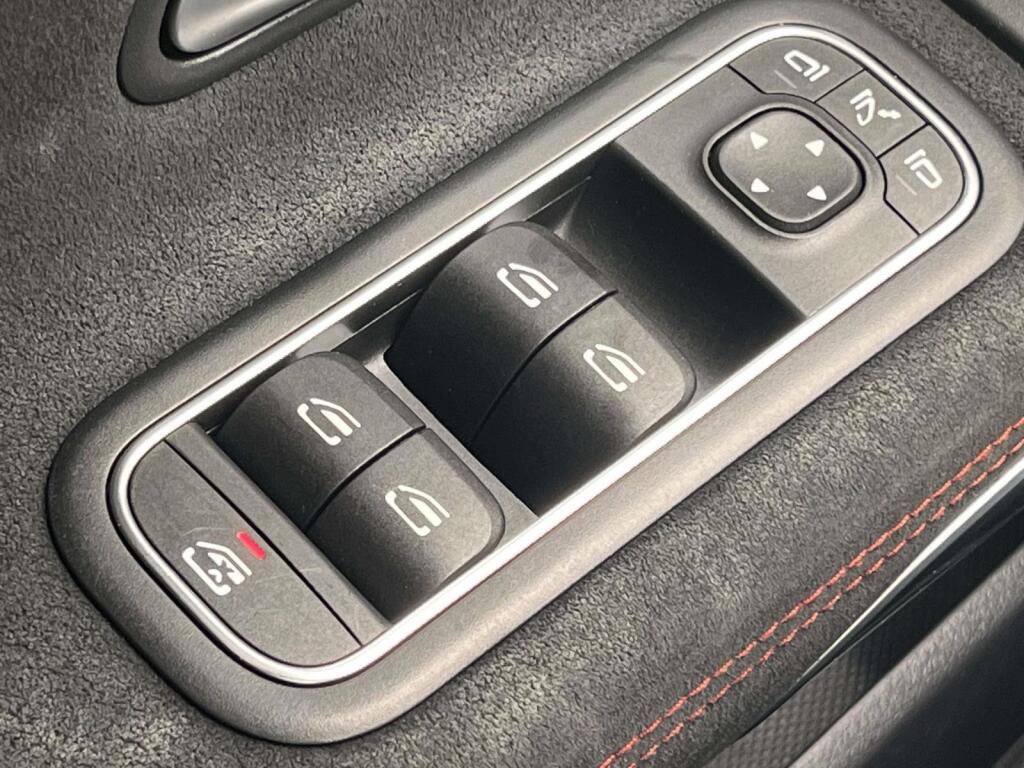 Certified 2024 Mercedes-Benz CLA 250 4MATIC image 32