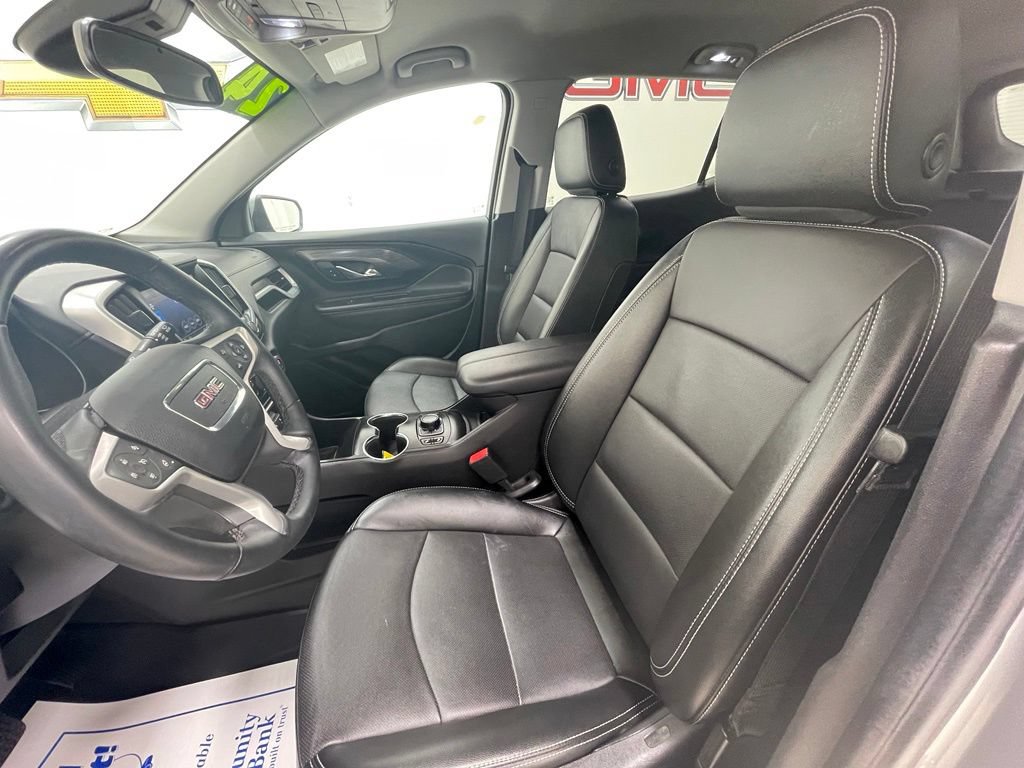 Used 2024 GMC Terrain SLT AWD/4WD image 19