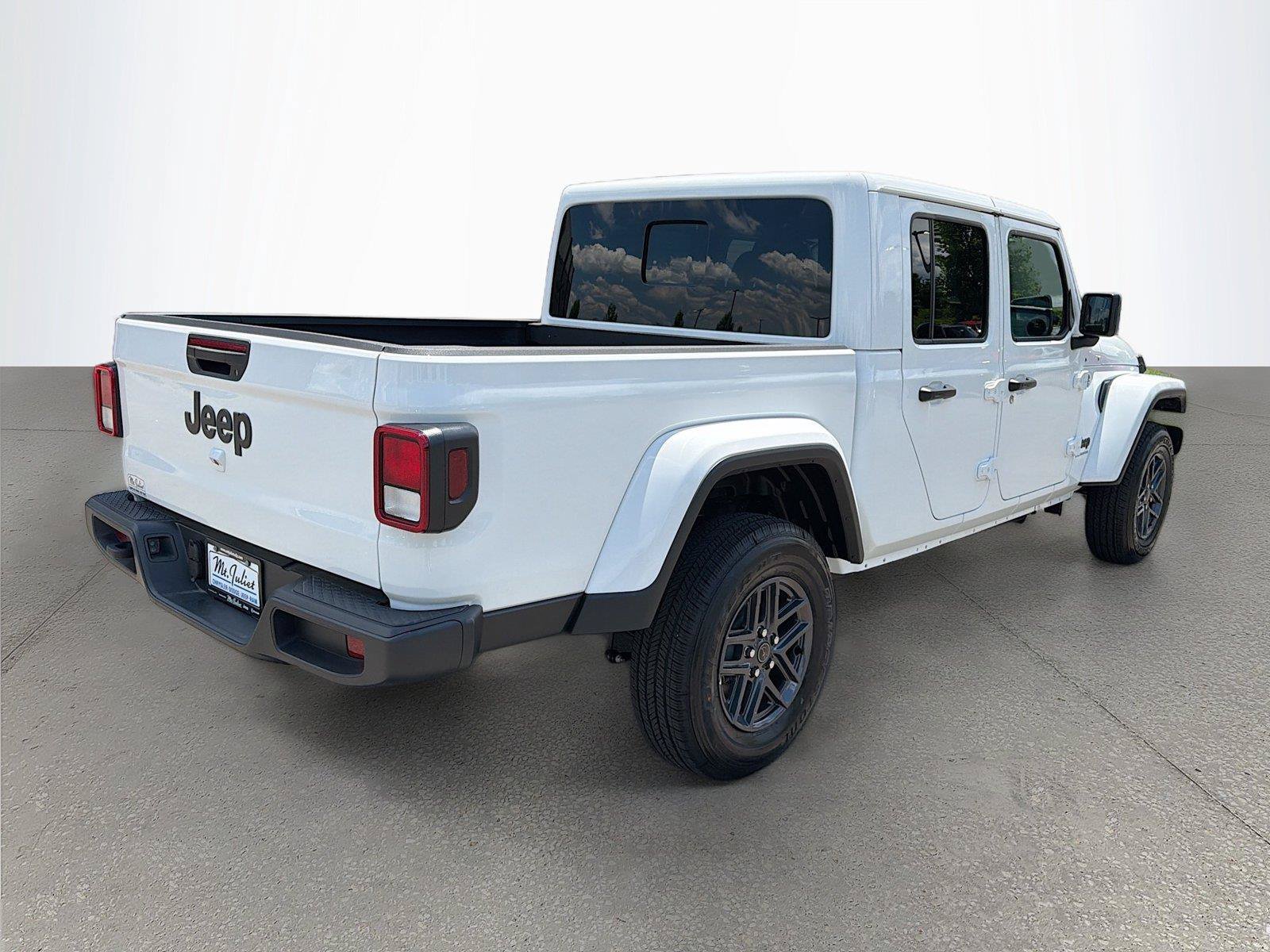 New 2026 Jeep Gladiator Sport AWD/4WD image 4