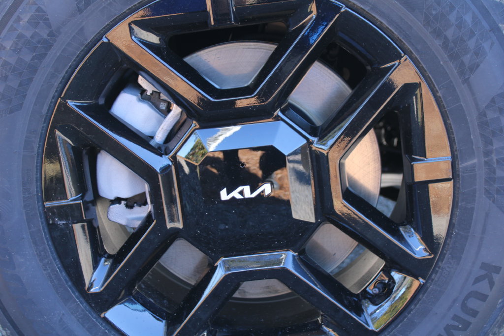 New 2027 Kia Telluride LX FWD image 18