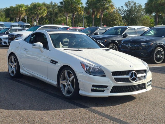 Used 2016 Mercedes-Benz SLK 350 image 3