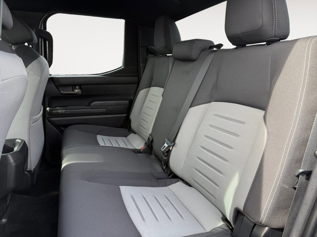 Used 2025 Toyota Tacoma TRD Off-Road image 15