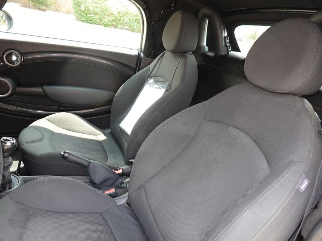 Used 2013 MINI Cooper Roadster S image 17