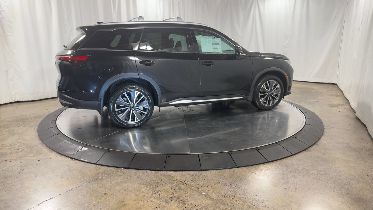 Certified 2026 INFINITI QX60 Luxe w/ Family Package AWD/4WD image 6