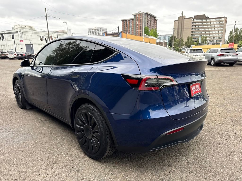 Used 2023 Tesla Model Y Long Range AWD/4WD image 5