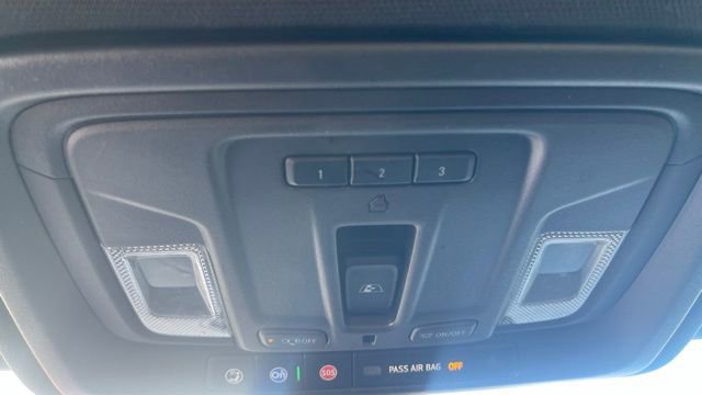 Used 2022 Chevrolet Silverado 3500 High Country image 20