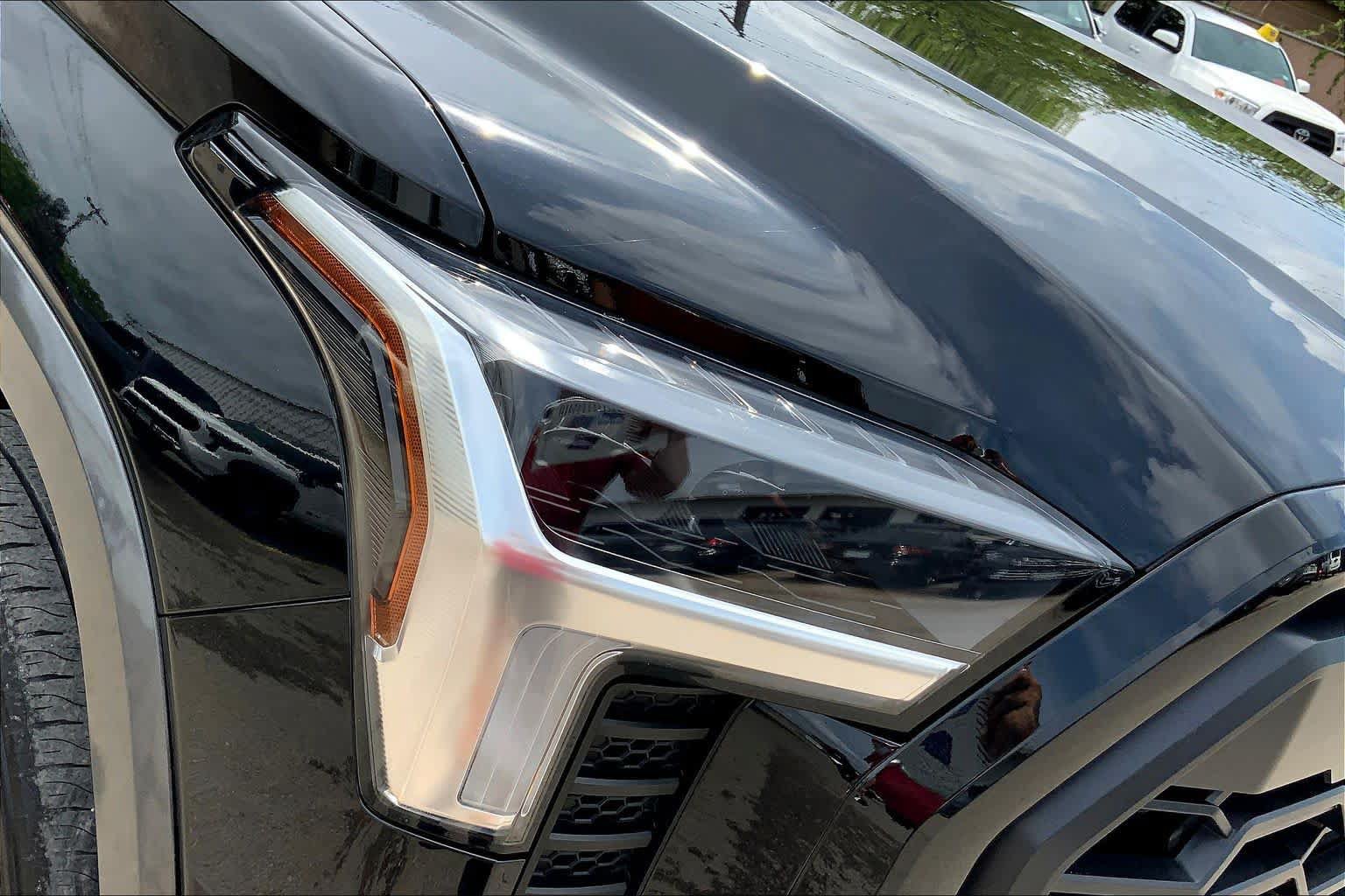 Used 2023 Toyota Tundra Limited w/ Power Package RWD image 28