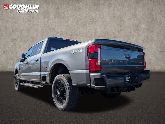 New 2026 Ford F250 Lariat w/ Black Appearance Package image 8