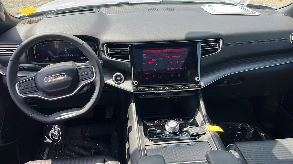 Used 2024 Jeep Wagoneer Series III w/ Premium Group I image 35