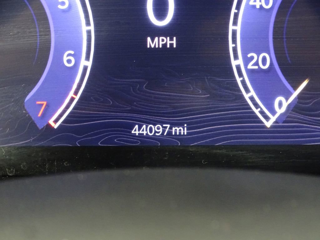 Used 2023 Jeep Grand Cherokee L Laredo image 39