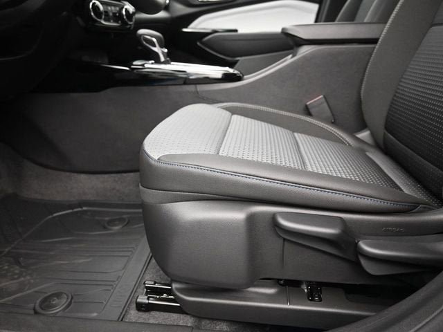 New 2026 Chevrolet Trax LT w/ Driver Confidence Package FWD image 19