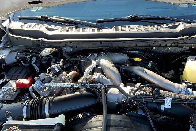 Certified 2024 Ford F250 Platinum w/ FX4 Off-Road Package image 31