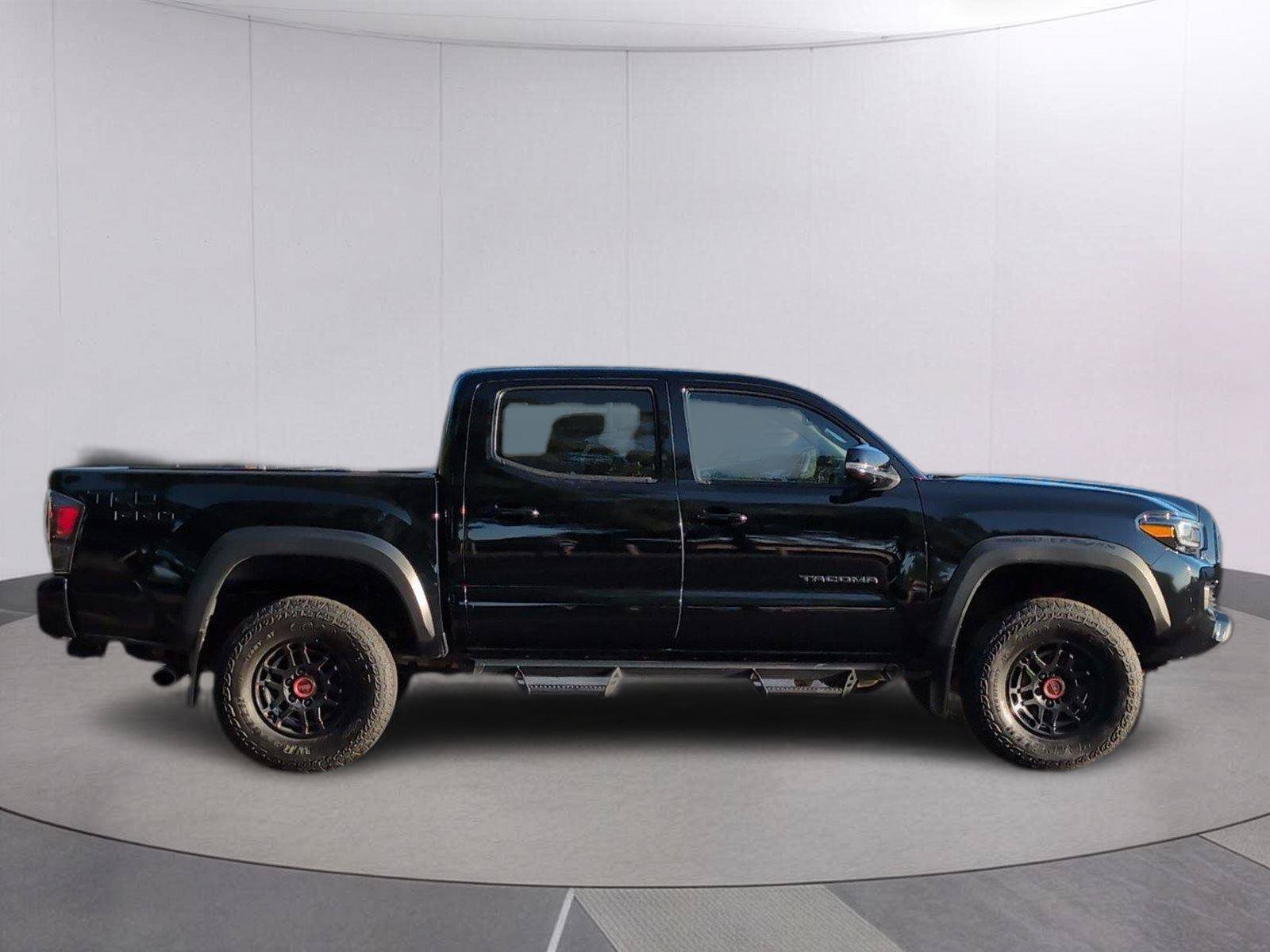 Used 2023 Toyota Tacoma TRD Pro AWD/4WD image 7
