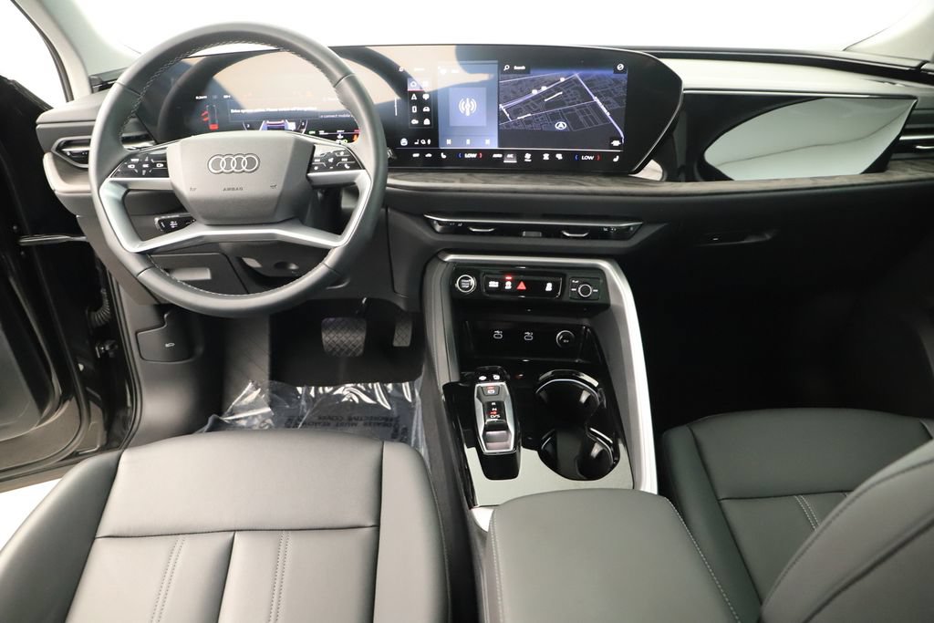 Certified 2025 Audi Q5 Premium AWD/4WD image 18