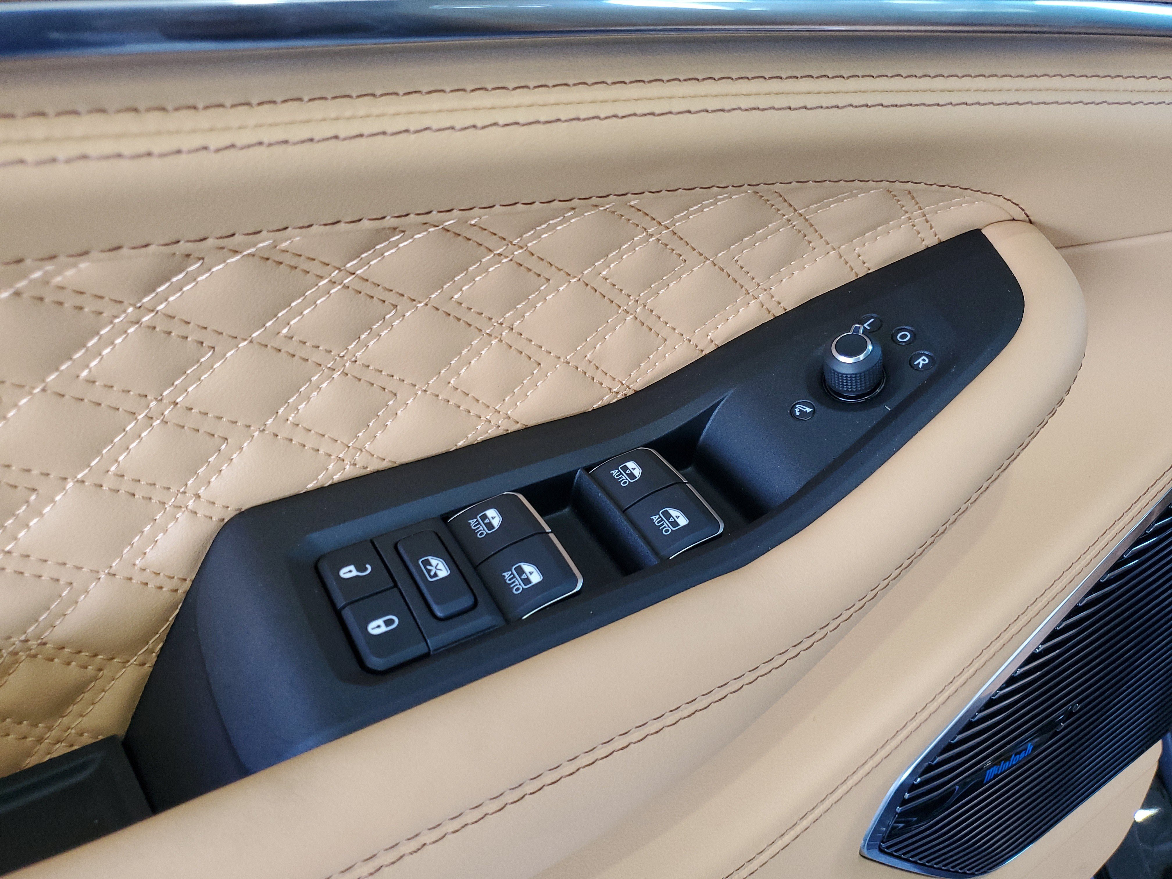 New 2025 Jeep Grand Cherokee Summit AWD/4WD image 16