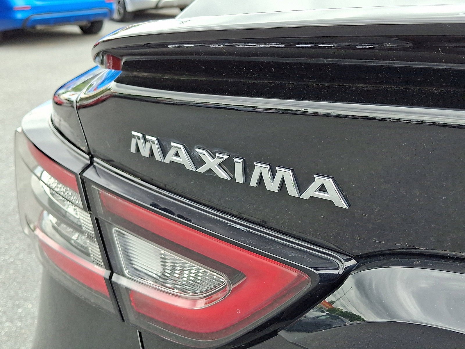 Used 2023 Nissan Maxima SR w/ Sport Mat Group FWD image 8