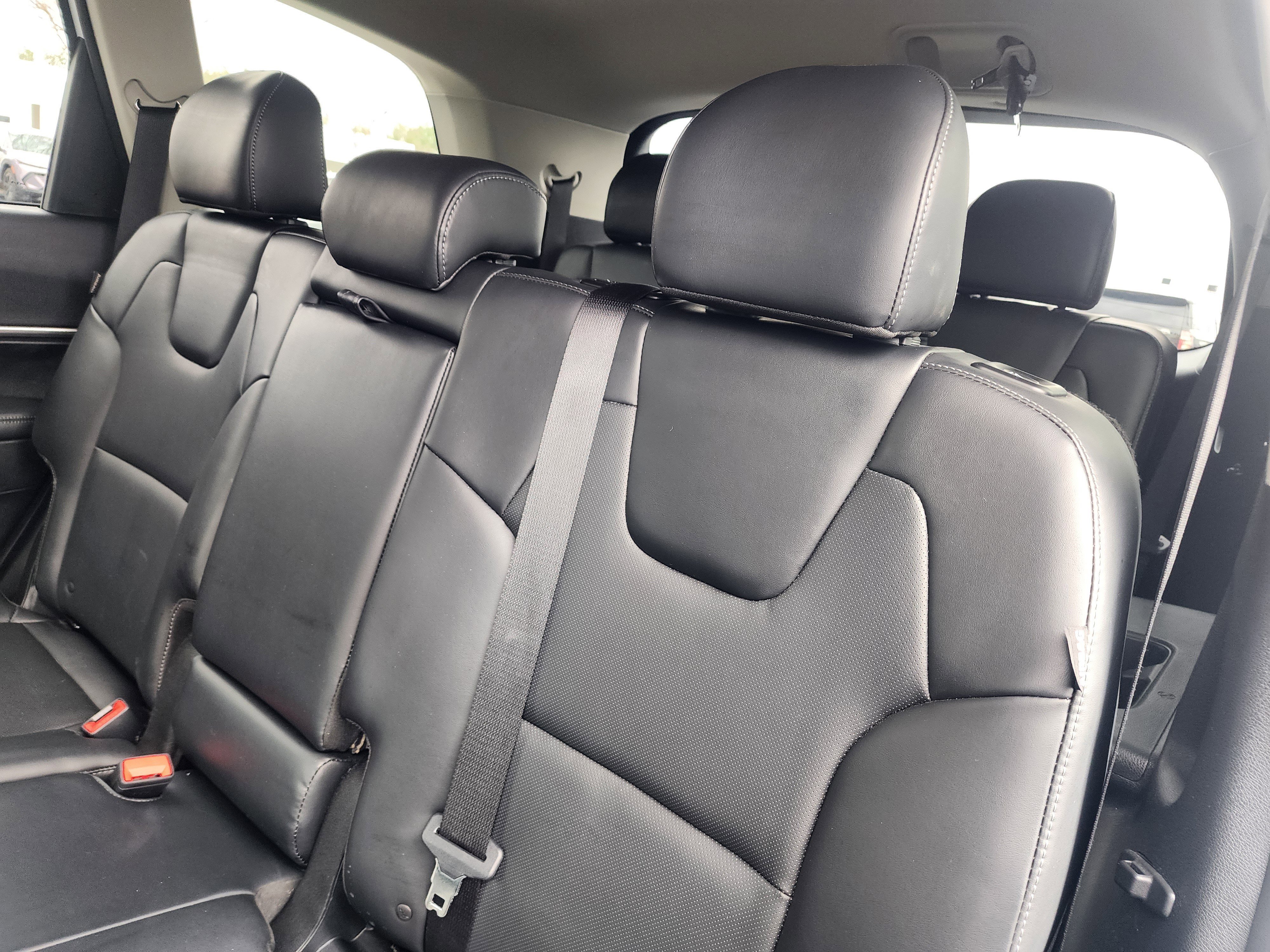 Used 2024 Kia Telluride LX image 11