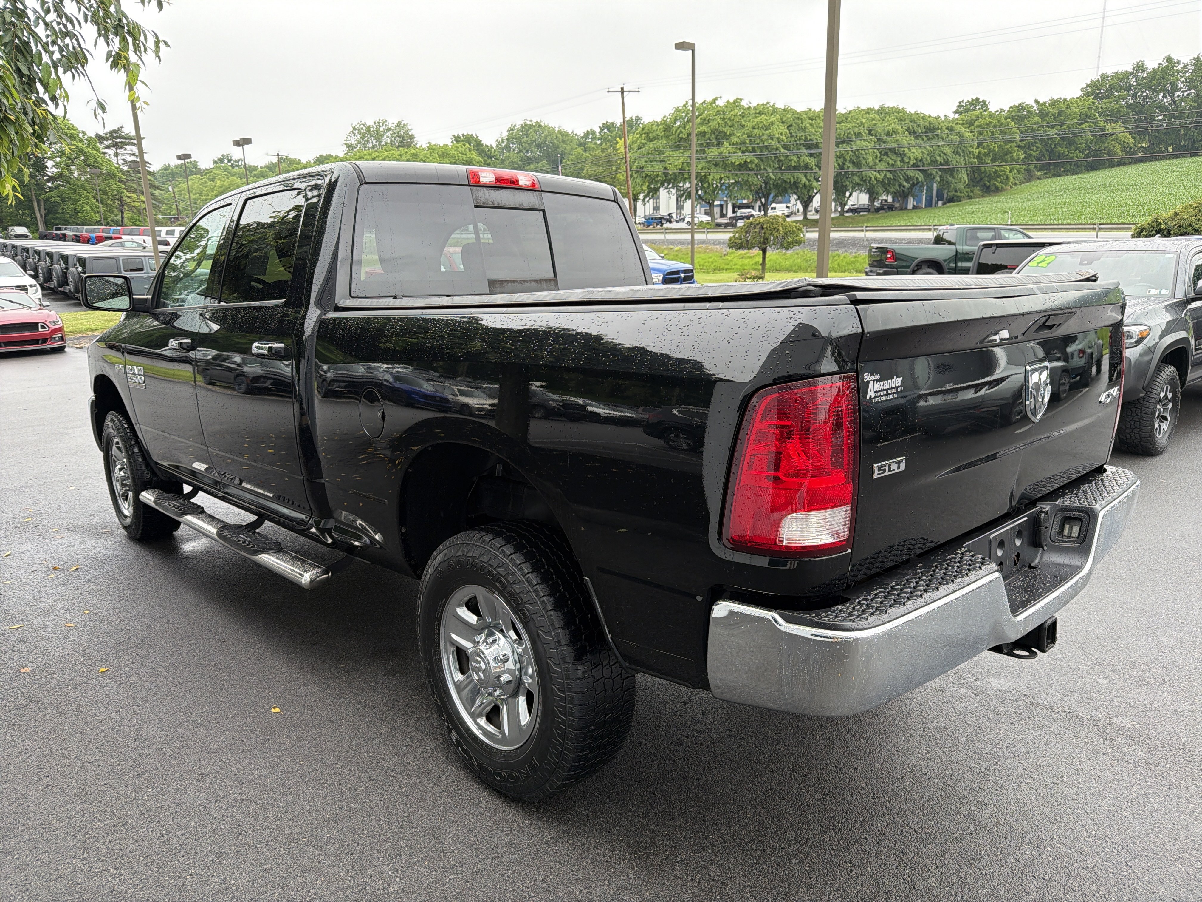 Used 2015 RAM 2500 SLT AWD/4WD image 25