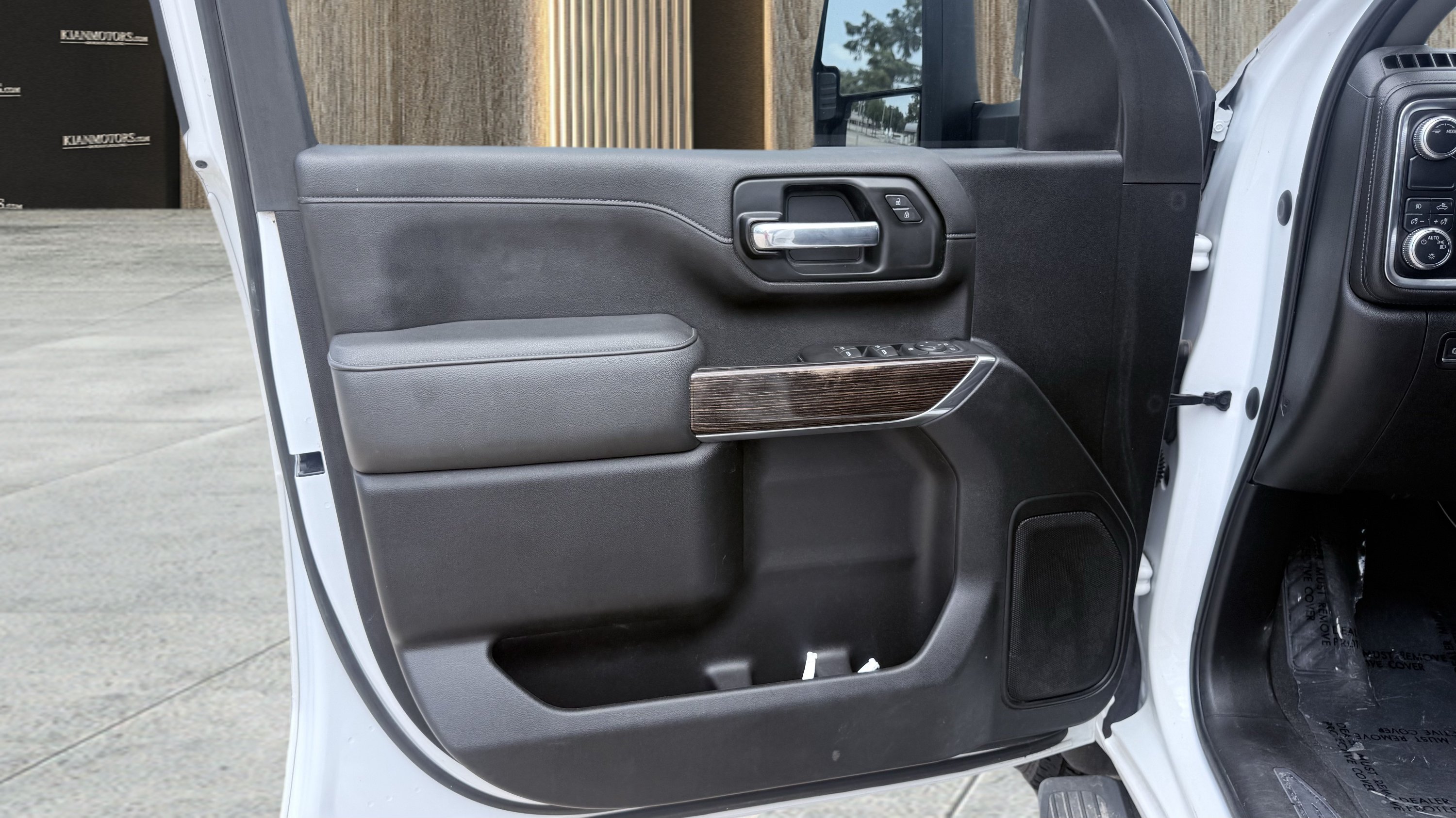 Used 2021 GMC Sierra 3500 SLE w/ SLE Convenience Package RWD image 22