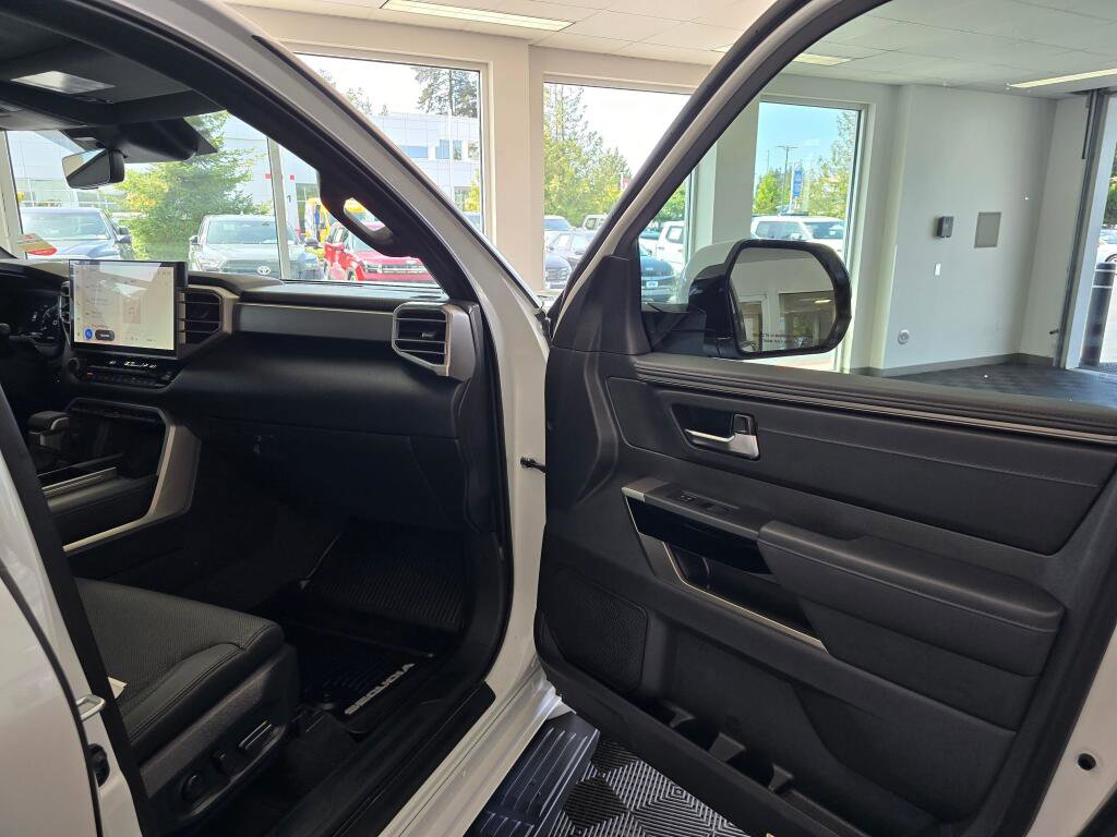 Certified 2025 Toyota Sequoia Limited AWD/4WD image 44