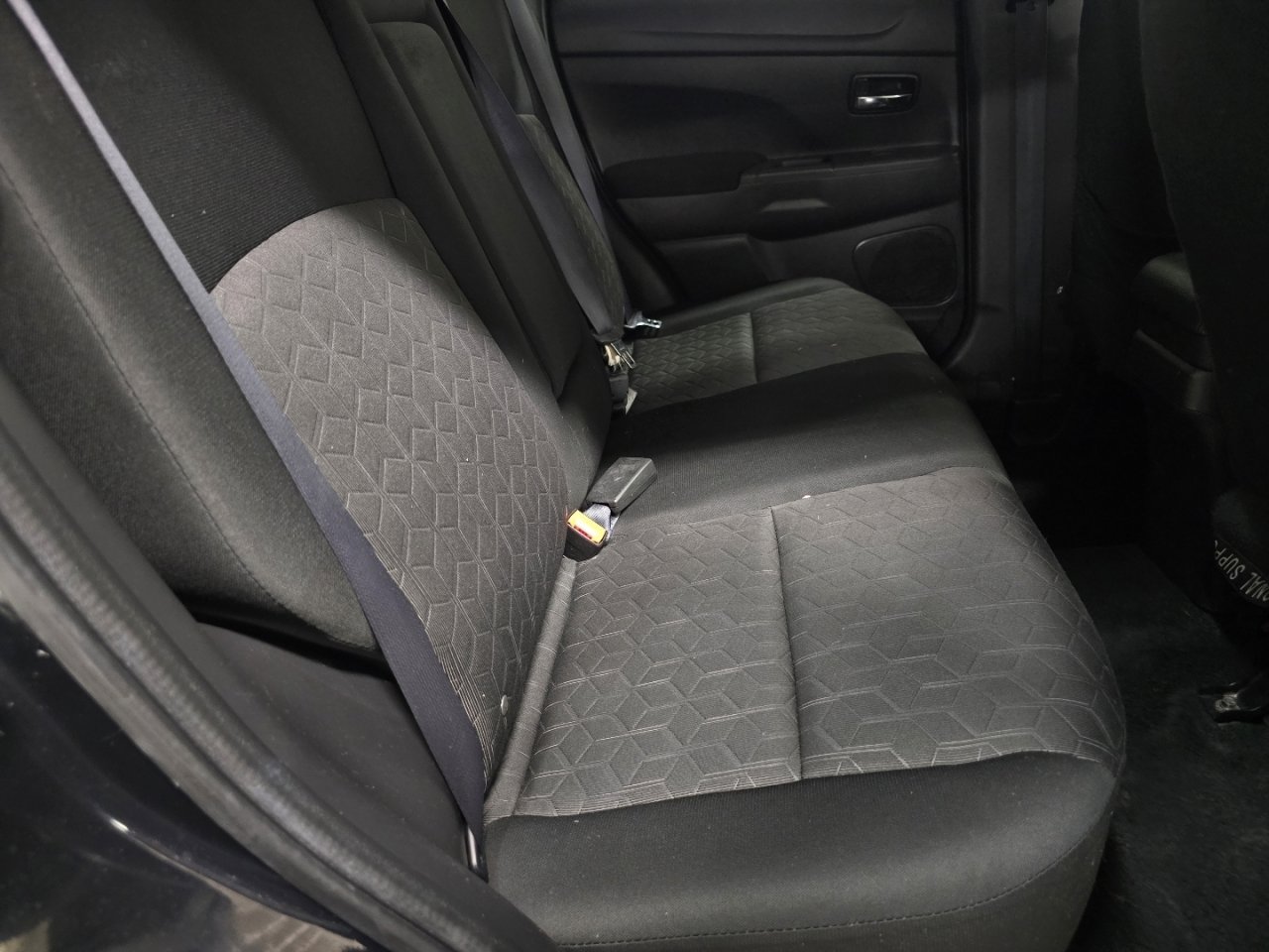 Used 2020 Mitsubishi Outlander Sport ES image 17