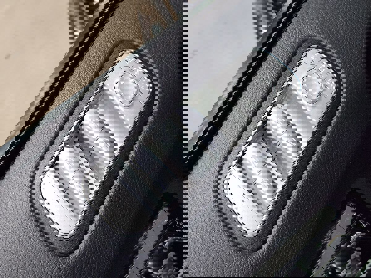 Used 2023 Mercedes-Benz G 550 image 42